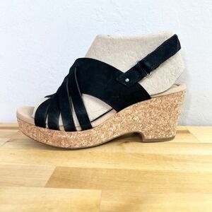 Clarks Wedges Giselle Black Suede‎ Strappy Cork Platform Sandals Size 8.5 WIDE